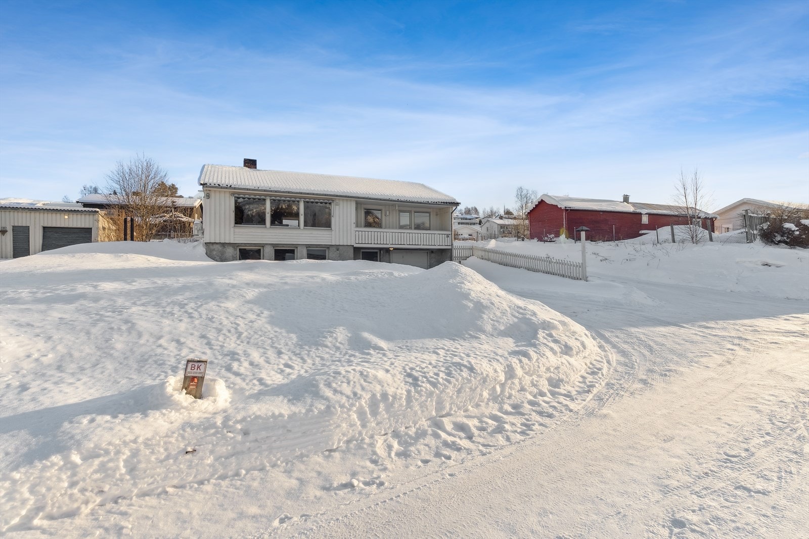 Enebolig med en familievennlig og praktisk rominndeling. Galleribilde
