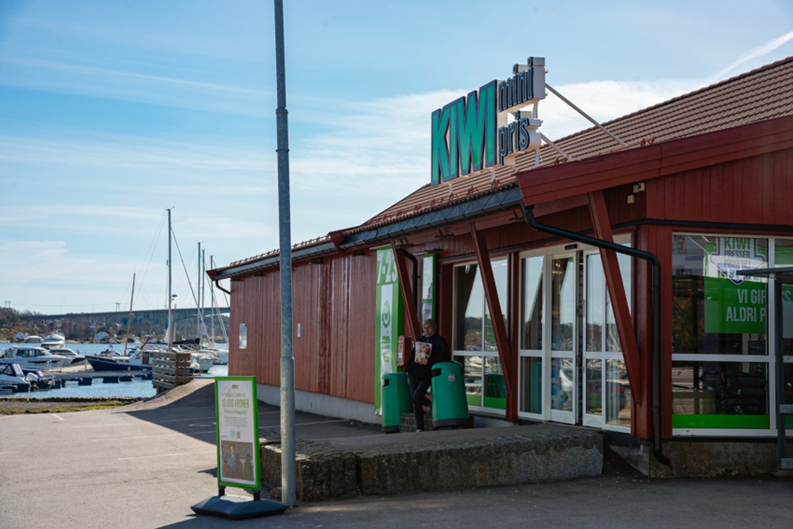 Butikk i nærheten. Galleribilde