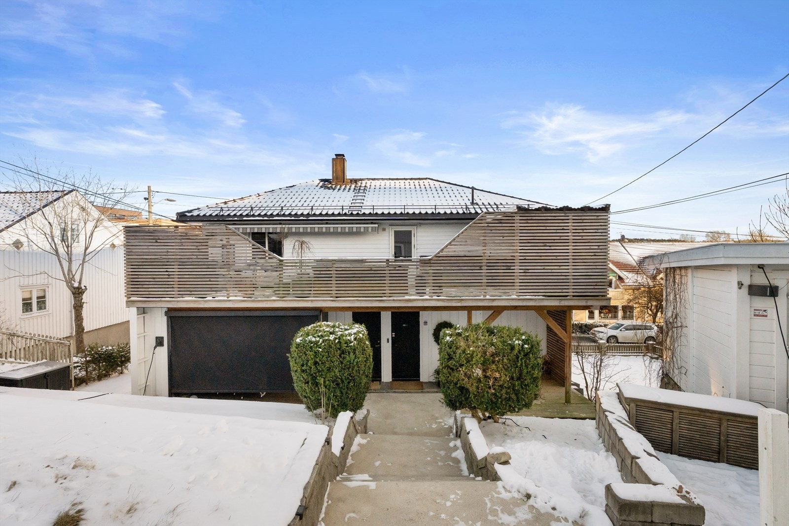 Storveien 82 - del av en tomannsbolig med sentral beliggenhet på Gressvik. Galleribilde