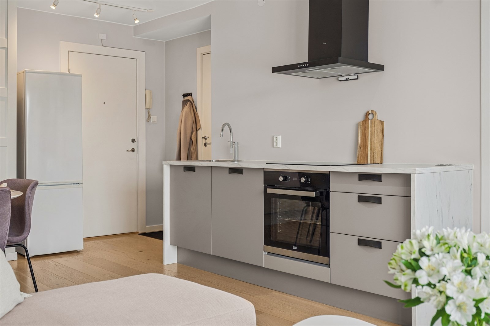 Praktisk og moderne kjøkken Galleribilde