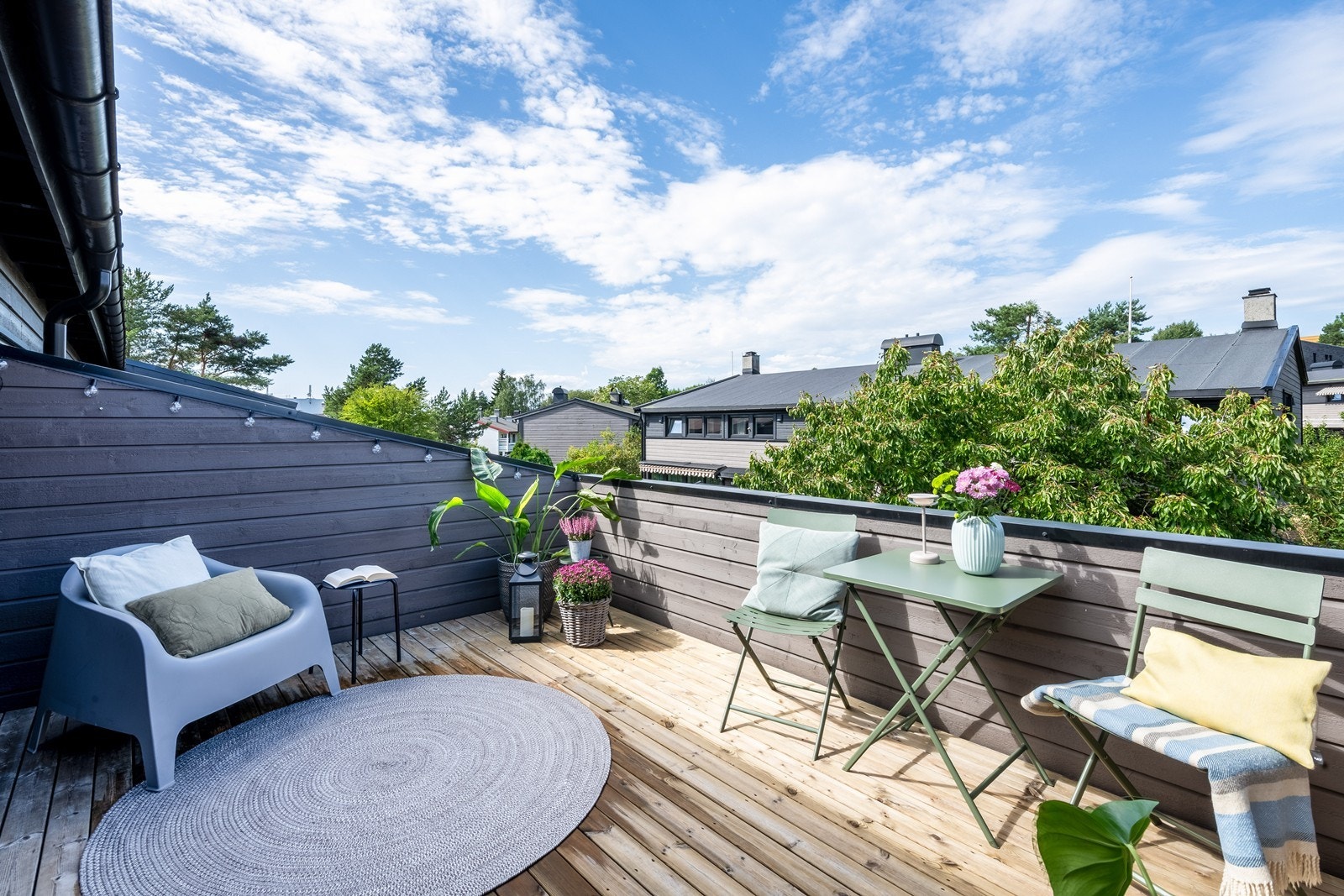 God plass til sittegruppe eller spiseplass Galleribilde