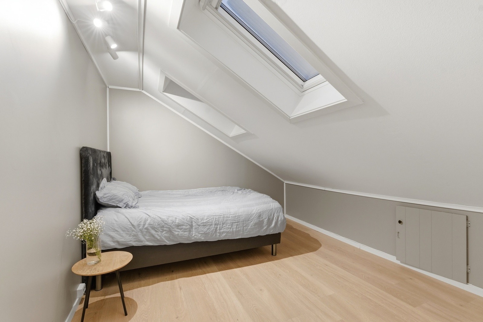 Soverom 3 på loft - rommet er ikke godkjent som soverom Galleribilde