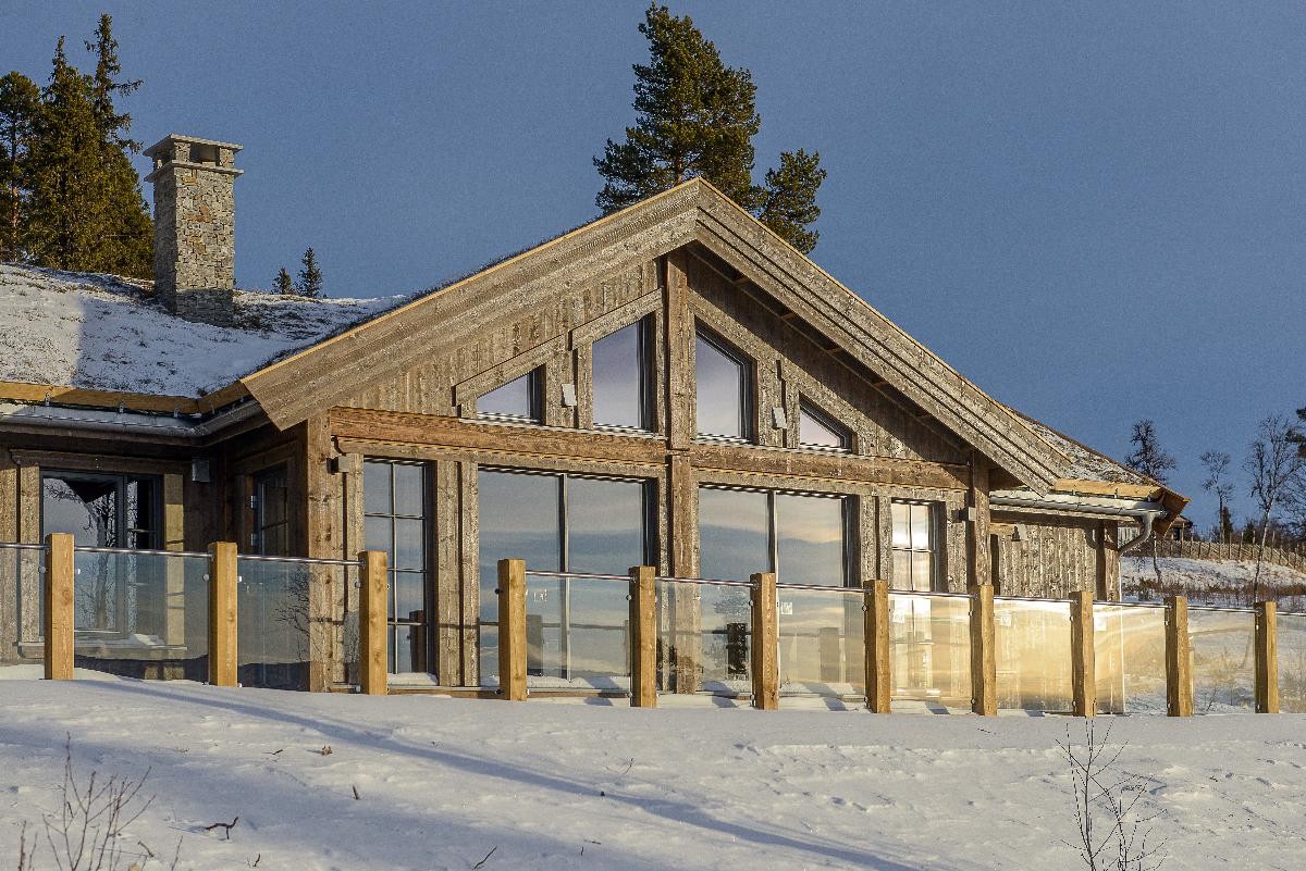 Ferdigbygd hytte fra et hyttefelt i Gudbrandsdalen Galleribilde