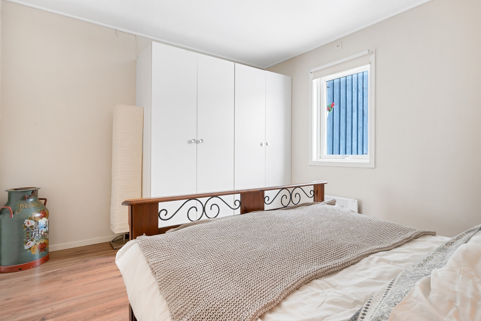 Soverom. Galleribilde