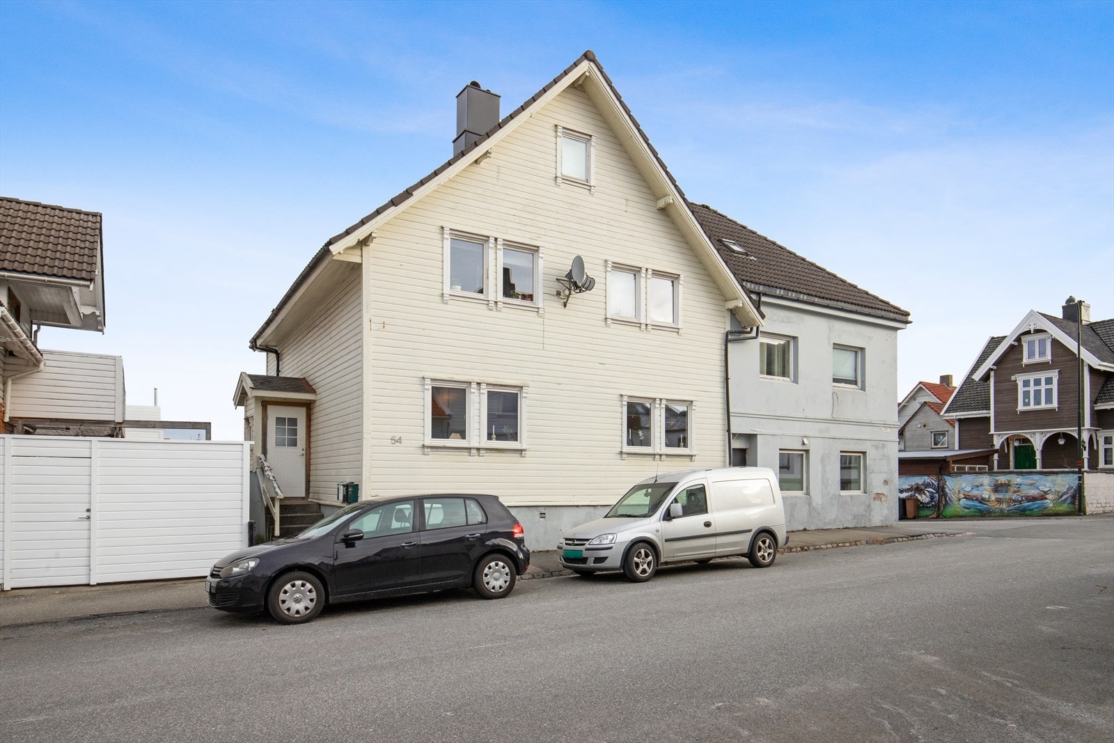 DNB Eiendom V/Mikal Nådland har gleden av å presentere Nymansveien 54 - En innholdsrik leilighet i første etasje, med sentral og attraktiv beliggenhet på Storhaug. Galleribilde