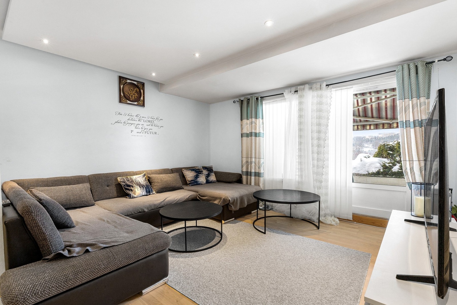 Velkommen til Jacobine Ryes vei 11A presentert av eiendomsmegler Ali Hashmi ved EIE eiendomsmegling. Galleribilde