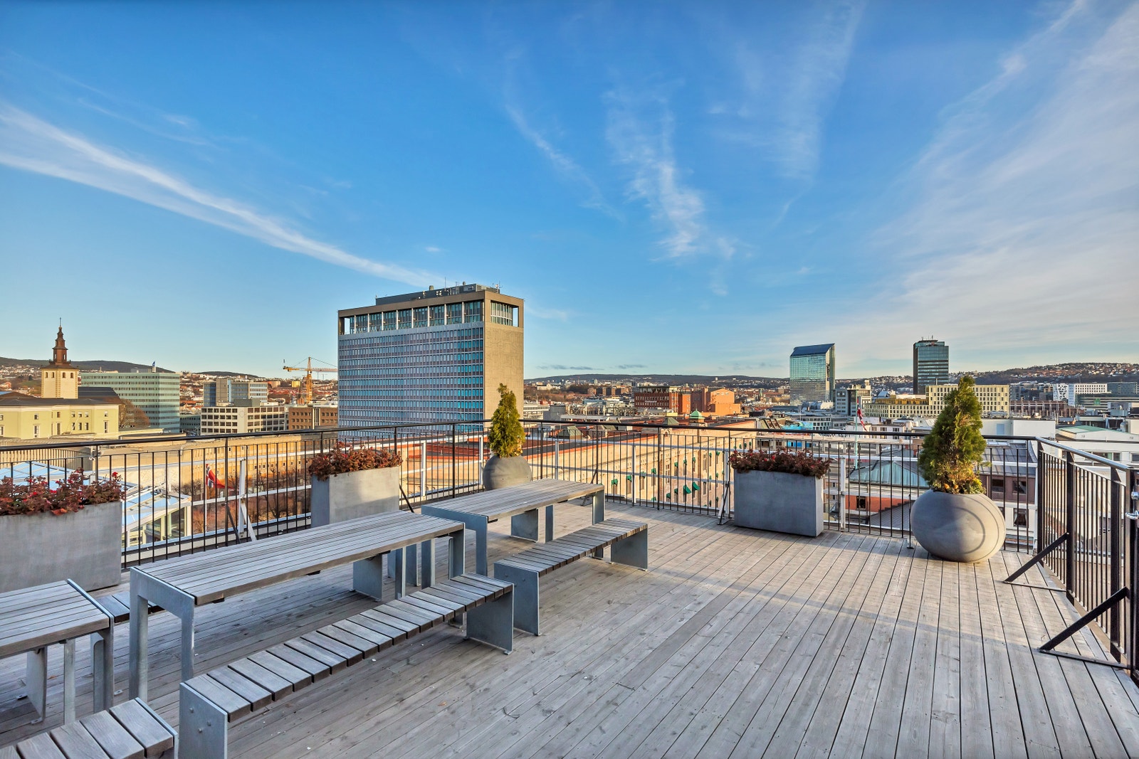 Toppterrrassen byr på fantastisk utsikt Galleribilde