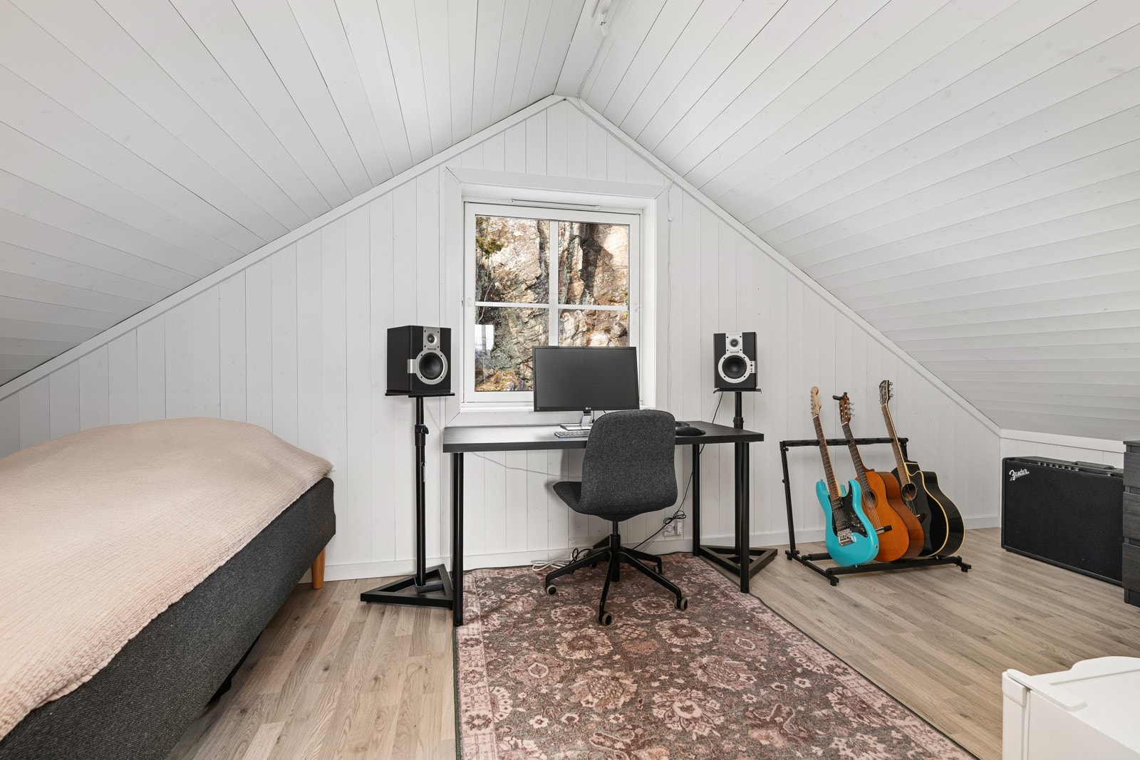 Praktikantdel - innredet loftsrom Galleribilde