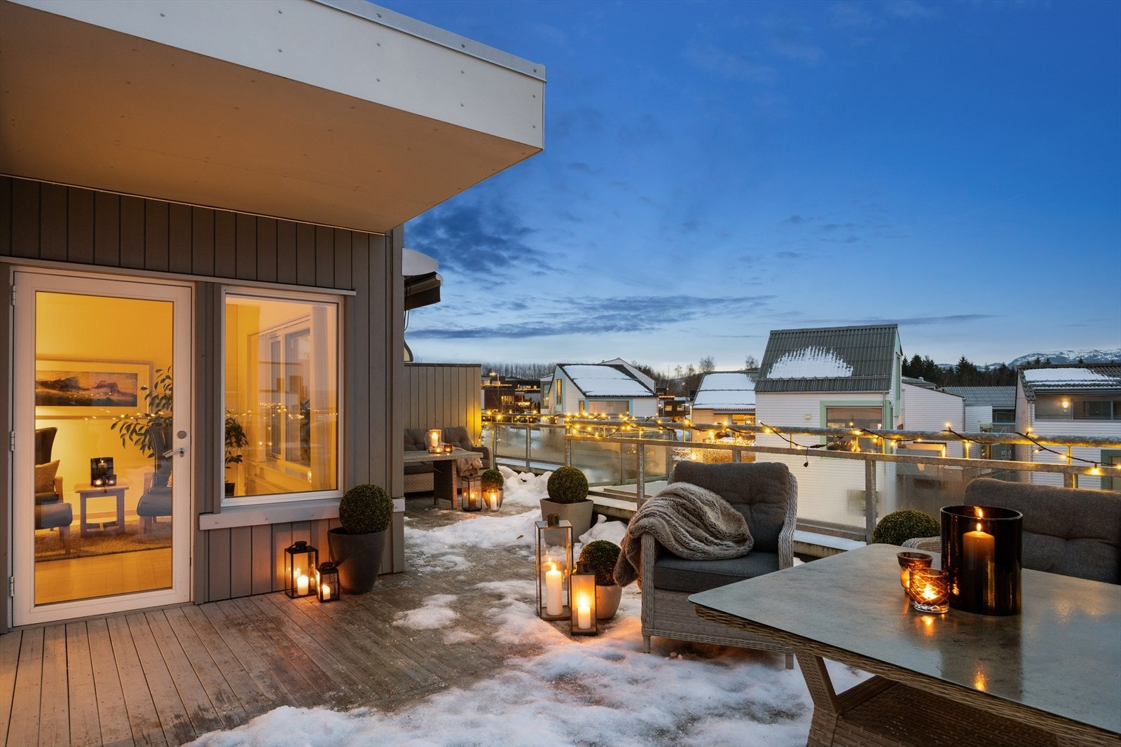 TV-stuen opp i toppetasjen er på 19,4 m² og har utgang til en majestetisk takterrasse på hele 55 m². Galleribilde