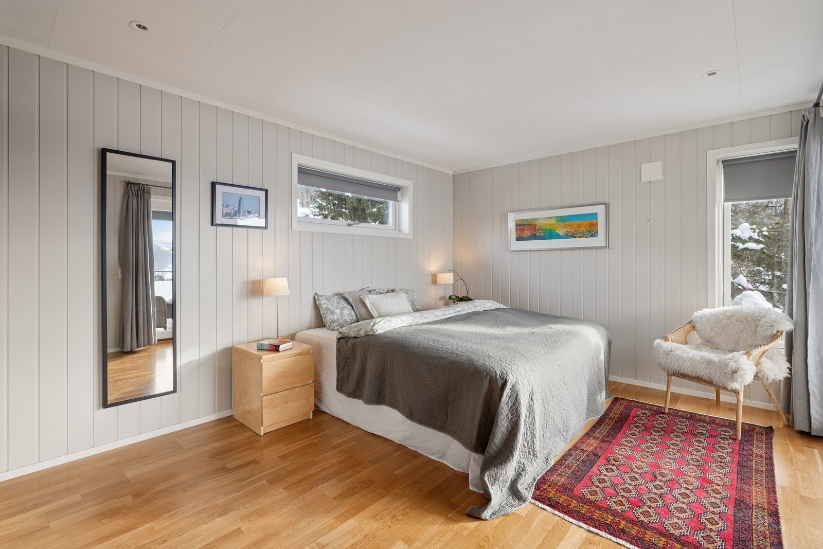 Hovedsoverommet er plassert i boligens 2. etasje. Galleribilde