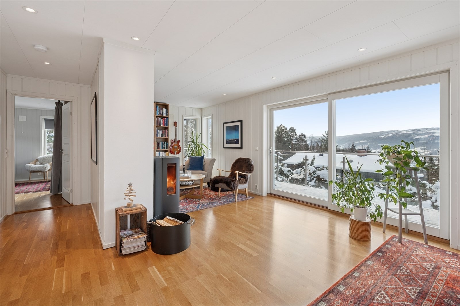 Eneboligen ble påbygget med en ny etasje i 2013. Galleribilde