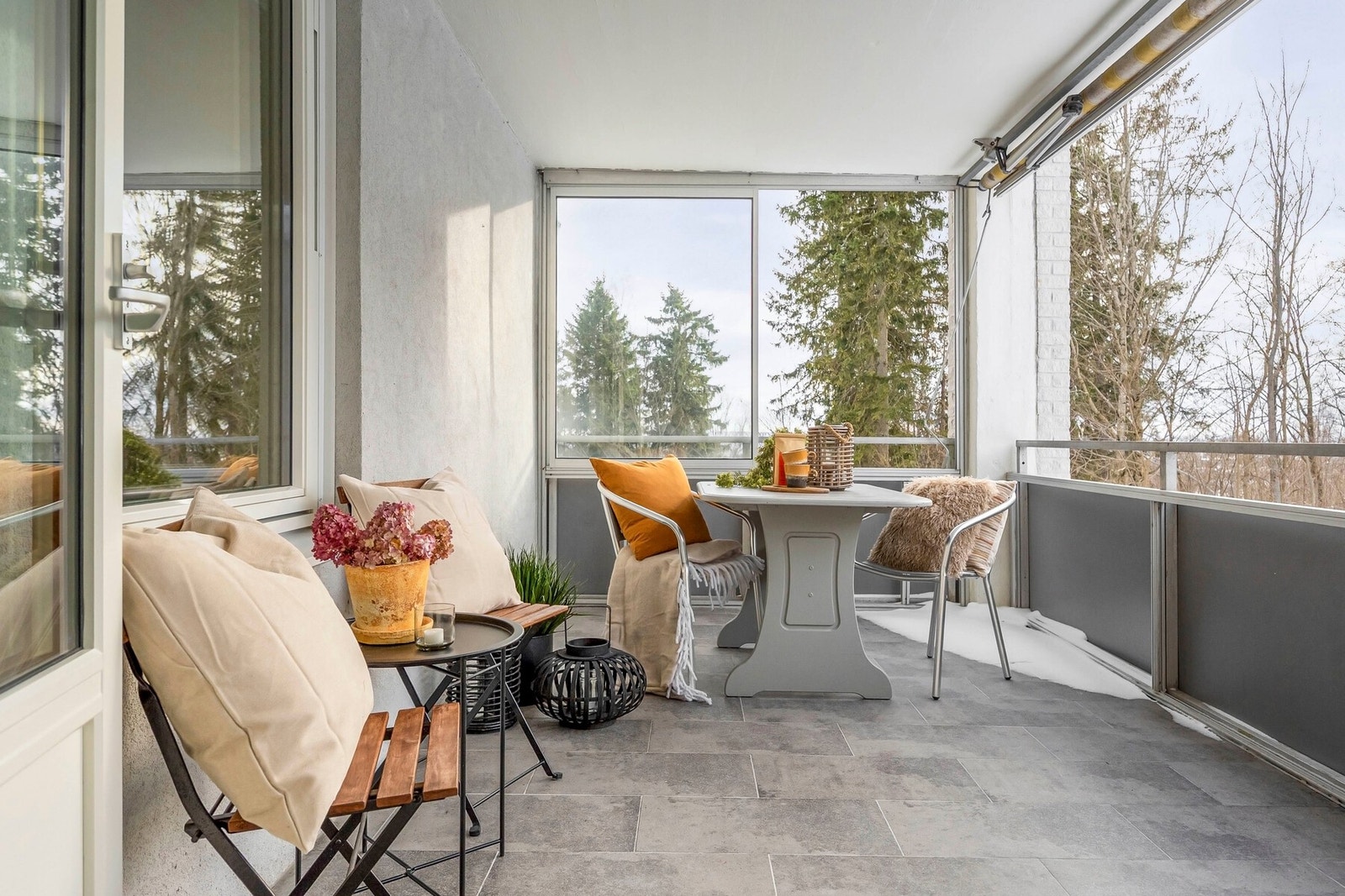 Velkommen til Fururabben 19 - presentert av Elise Riise Johnsen, tlf. 90 11 08 66. Fotograf: Juliane Jensen v/Studio Juliane. Galleribilde