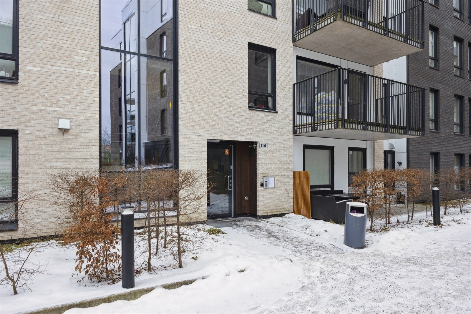 Sameiet er et kombinert sameie som består av 158 boligseksjoner og 1 næringsseksjon. Galleribilde