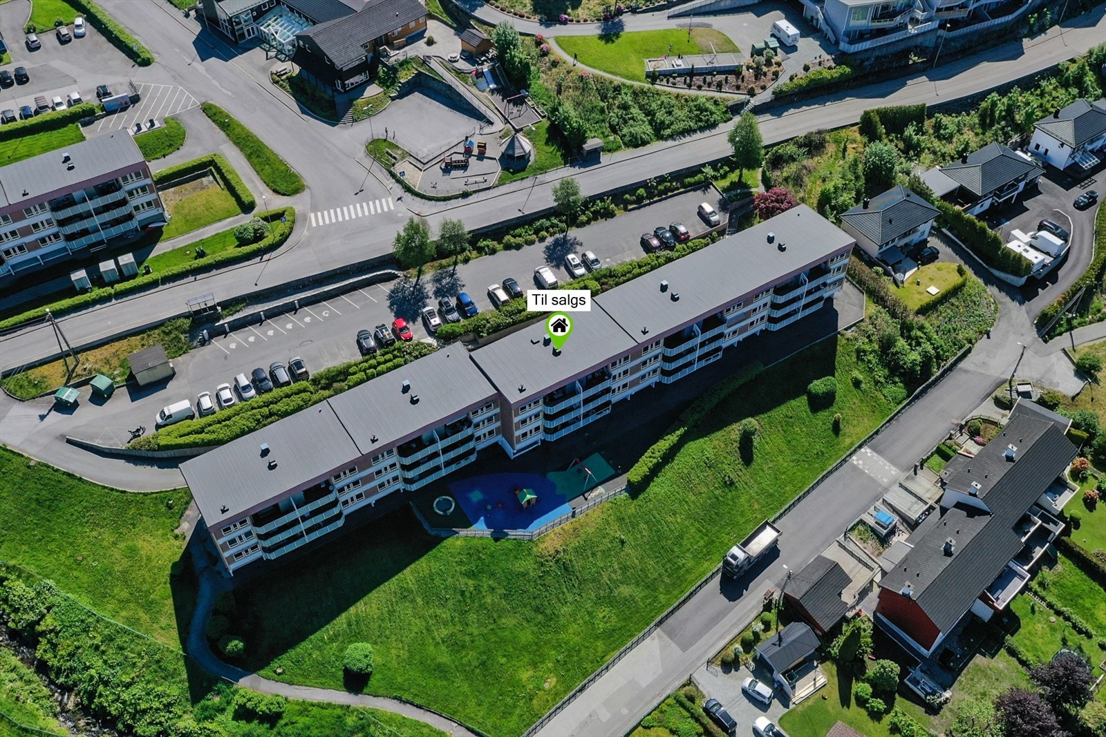 Med både Ådnamarka skole og Arnatveit barnehage i umiddelbar nærhet, er dette en trygg beliggenhet for barnefamilier. Galleribilde