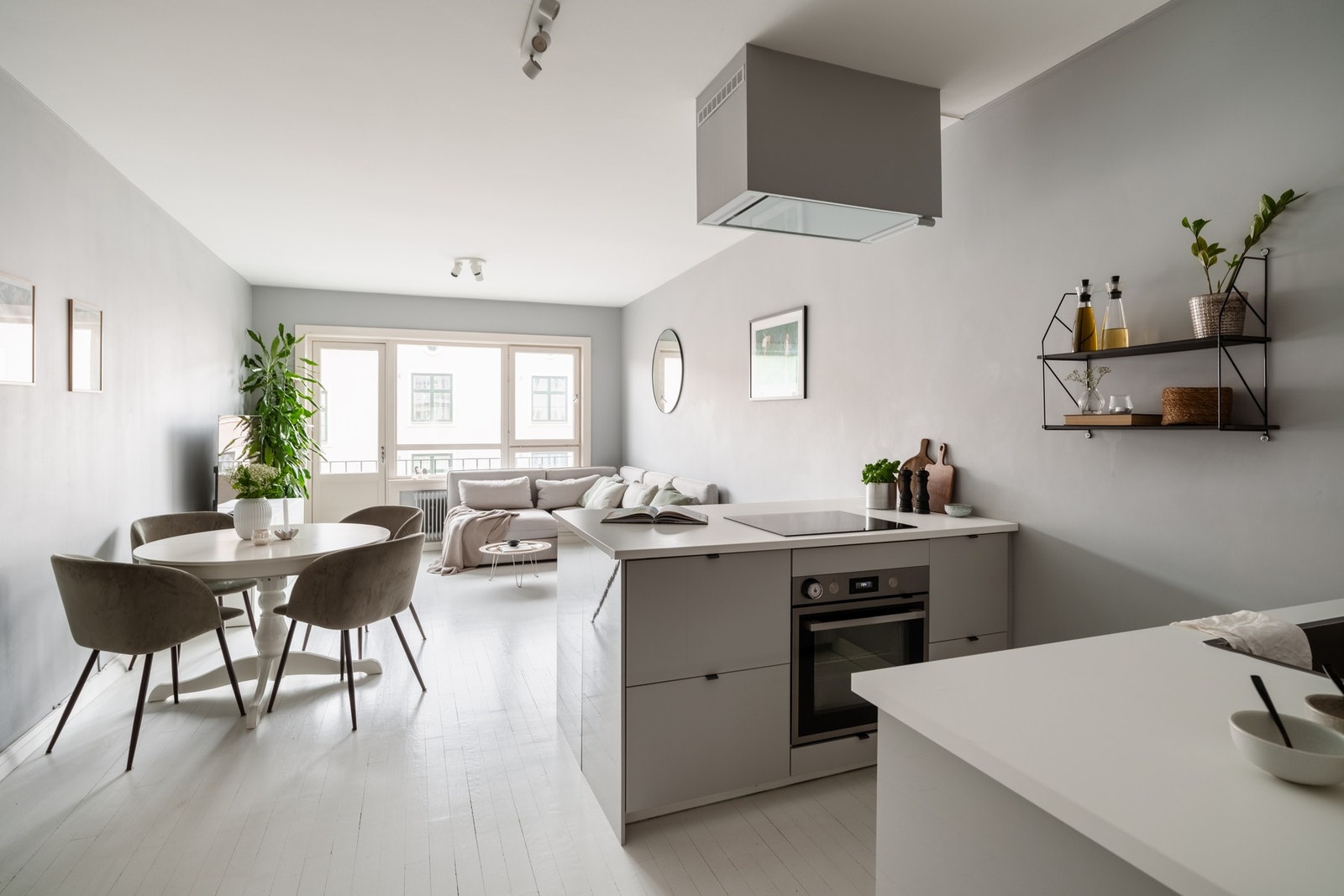 Velkommen til Grefsenveien 21 C! Foto: Lens24, fotograf: Paul Dragoman. Galleribilde