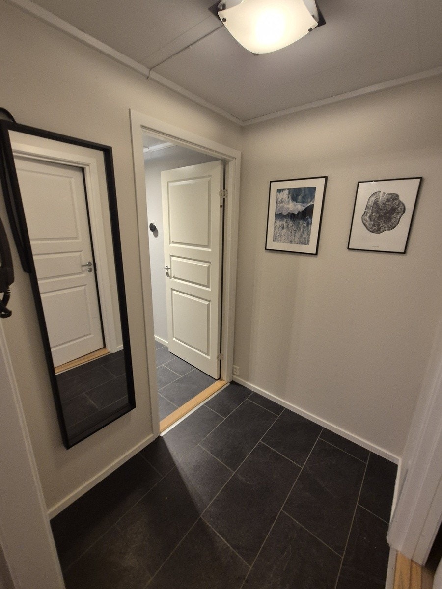Entré mot walk-in closet Galleribilde