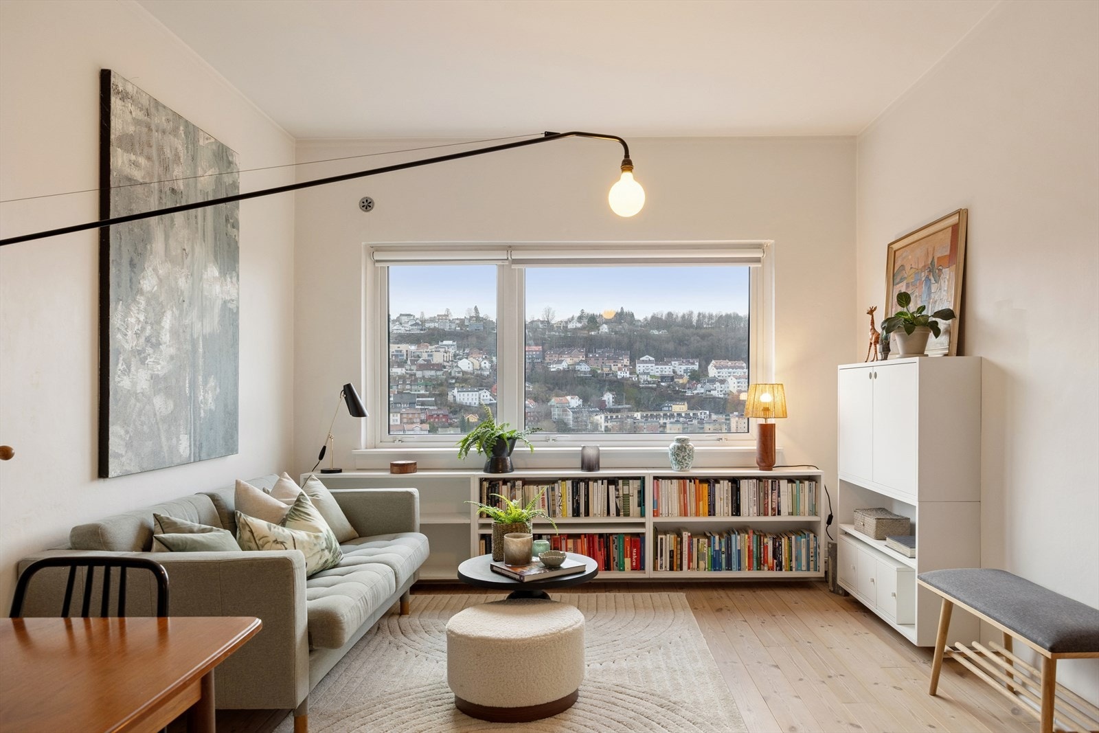 Du har nydelig utsikt uansett hvilket rom du oppholder deg i. Galleribilde