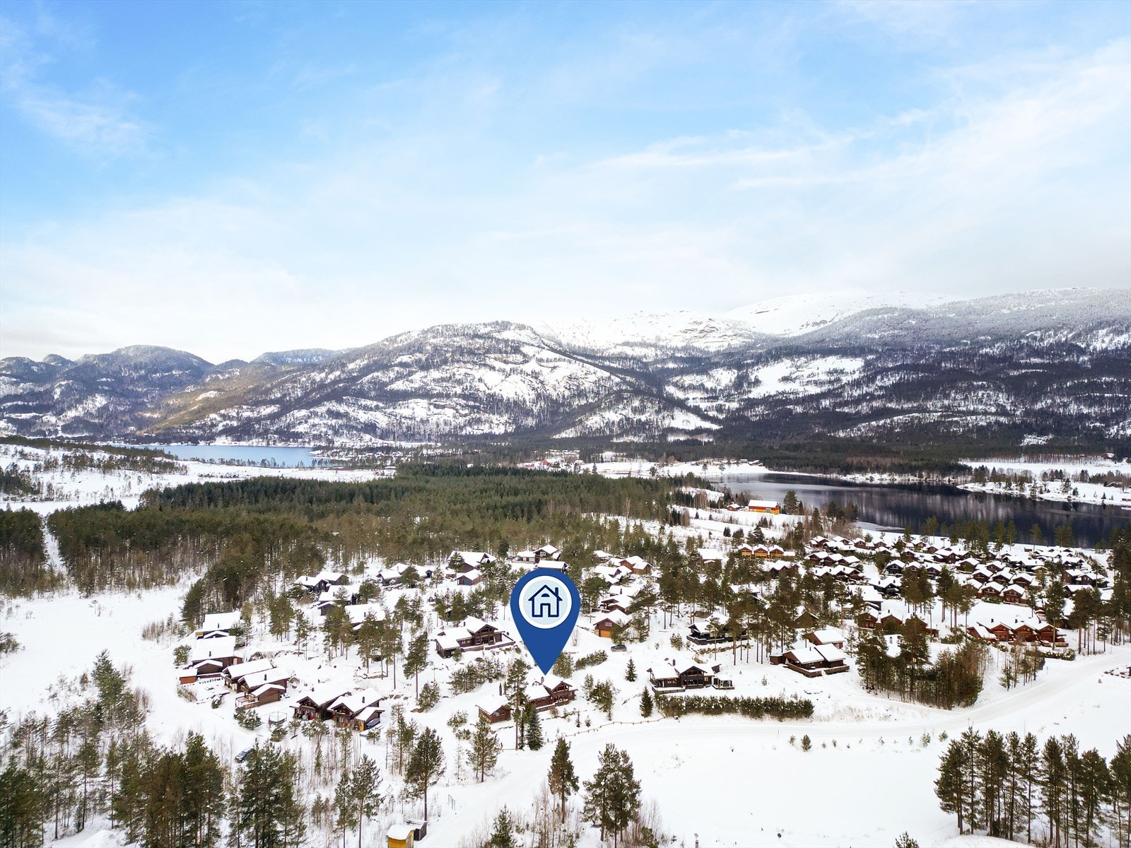 Det er også kort vei Straumebukti hvor det er opparbeidet badeplass. Galleribilde