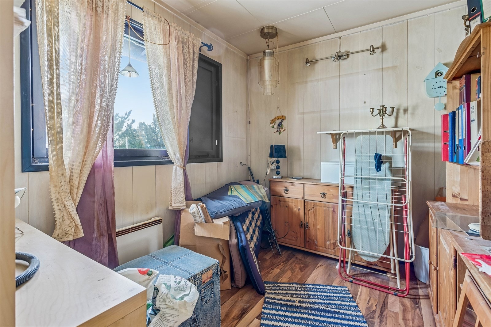 Det andre soverommet passer utmerket som barnerom, gjesterom eller kontor. Galleribilde