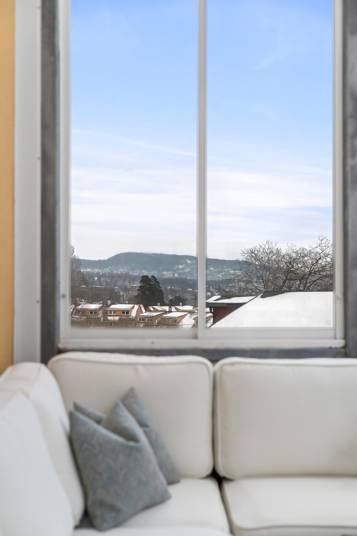 Balkongen blir en flott forlengelse av stuen og kan brukes mesteparten av året. Galleribilde