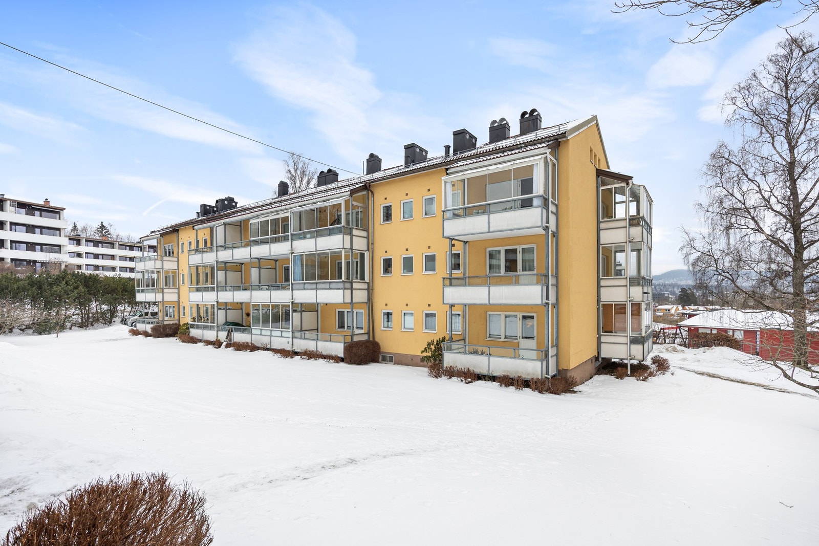 Borettslaget Søsterhaugen består av 47 andelsleiligheter. Første innflytting skjedde i 1955. Galleribilde