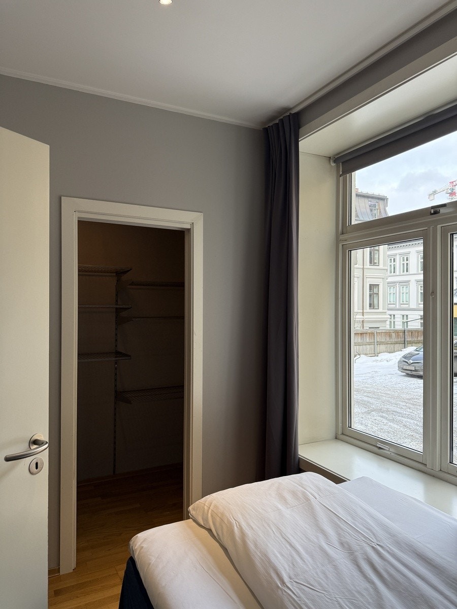 sov 2 med bod Galleribilde