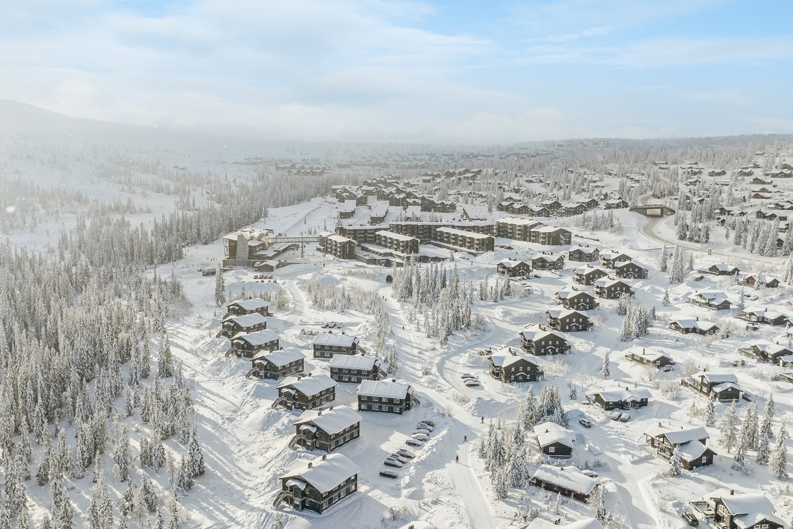 Trysil er en helårsdestinasjon, med stisykling om sommeren og et av Europas beste skianlegg om vinteren. Galleribilde