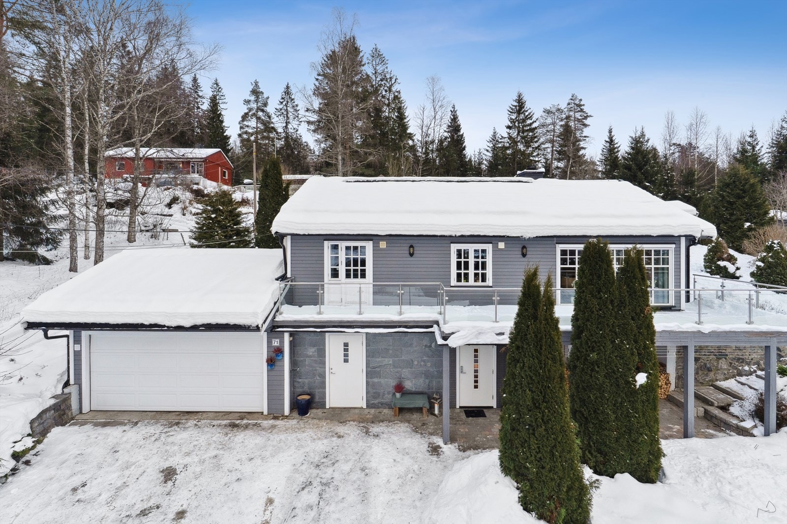 Eiendommen ligger i idylliske og landlige omgivelser på Slattum i Nittedal. Galleribilde