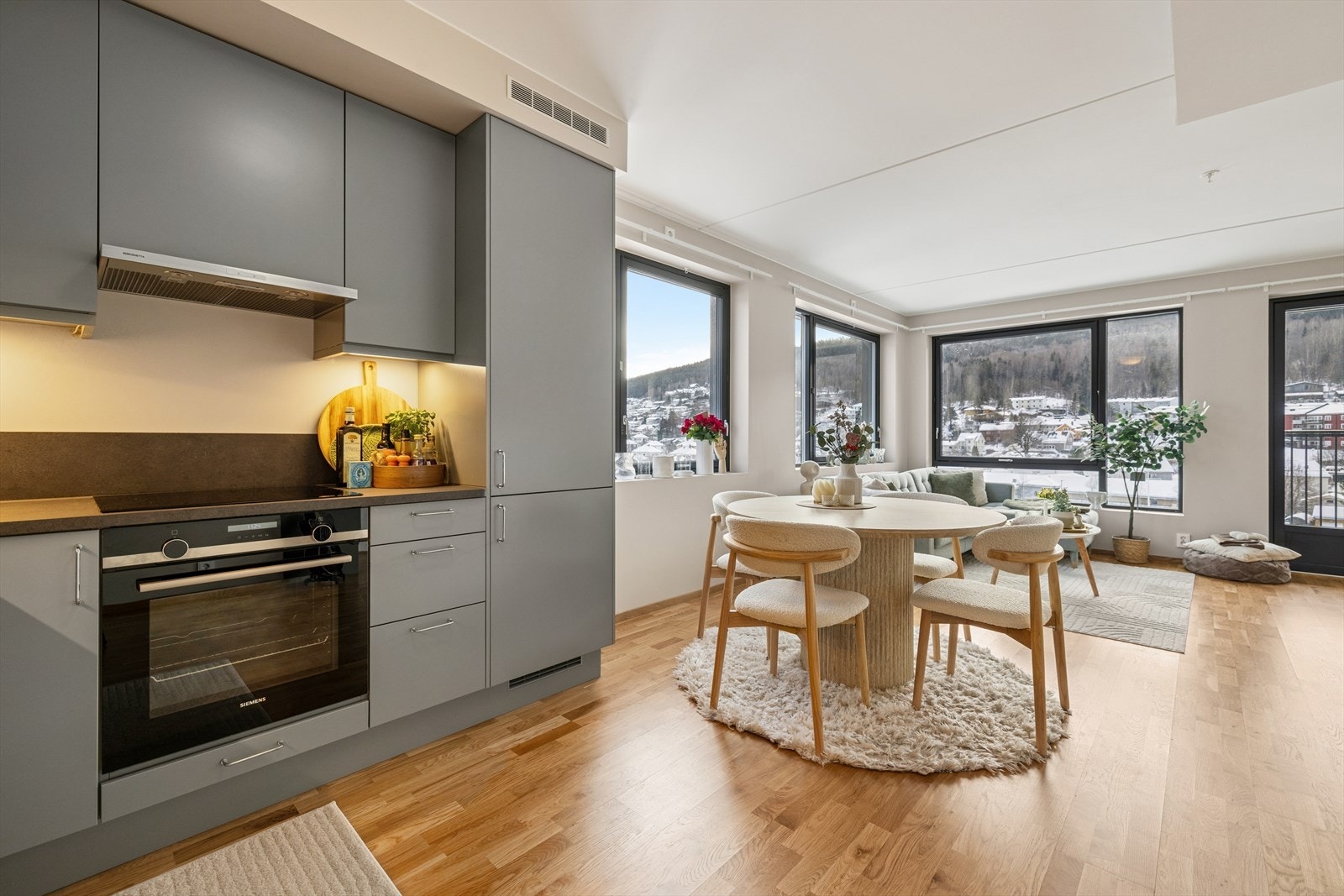 Alt i alt et svært funksjonelt og godt kjøkken som innbyr til gode smaksopplevelser. Galleribilde