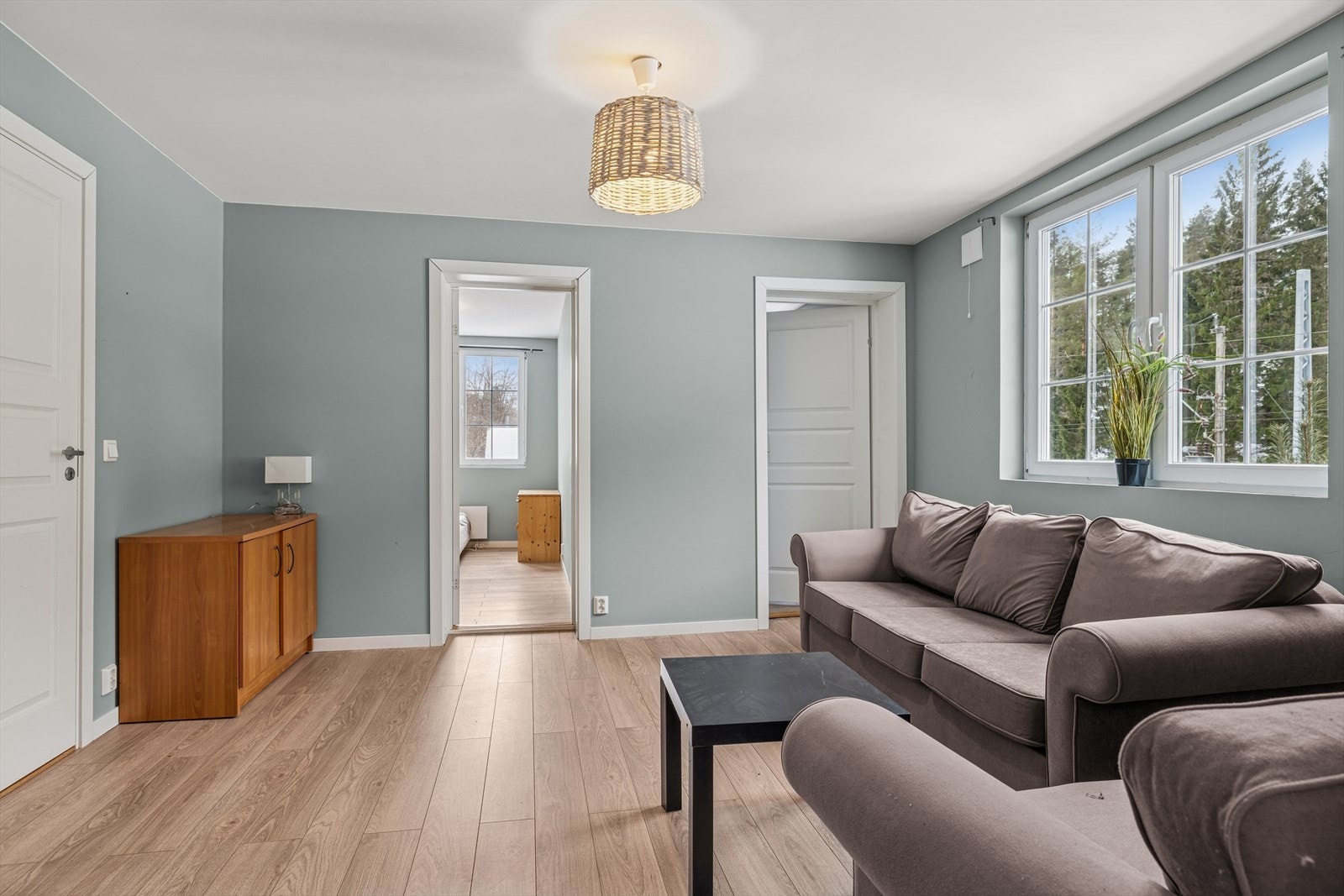 Oppholdsrom 2 etg Galleribilde