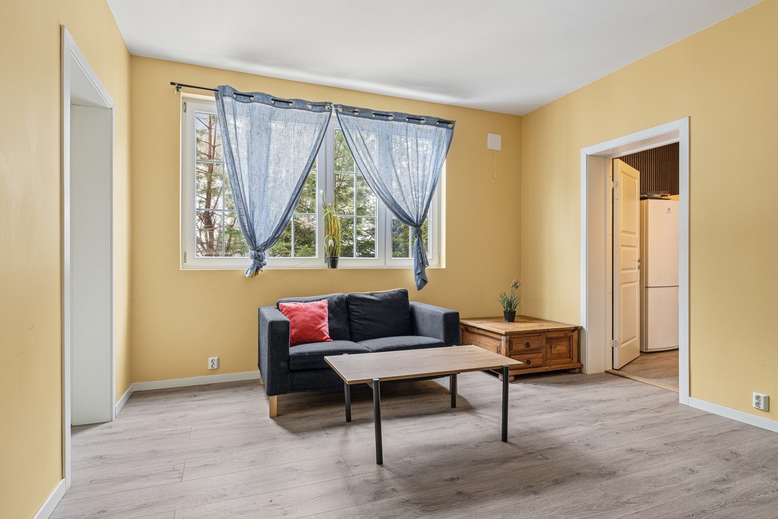 Oppholdsrom 1 etg Galleribilde