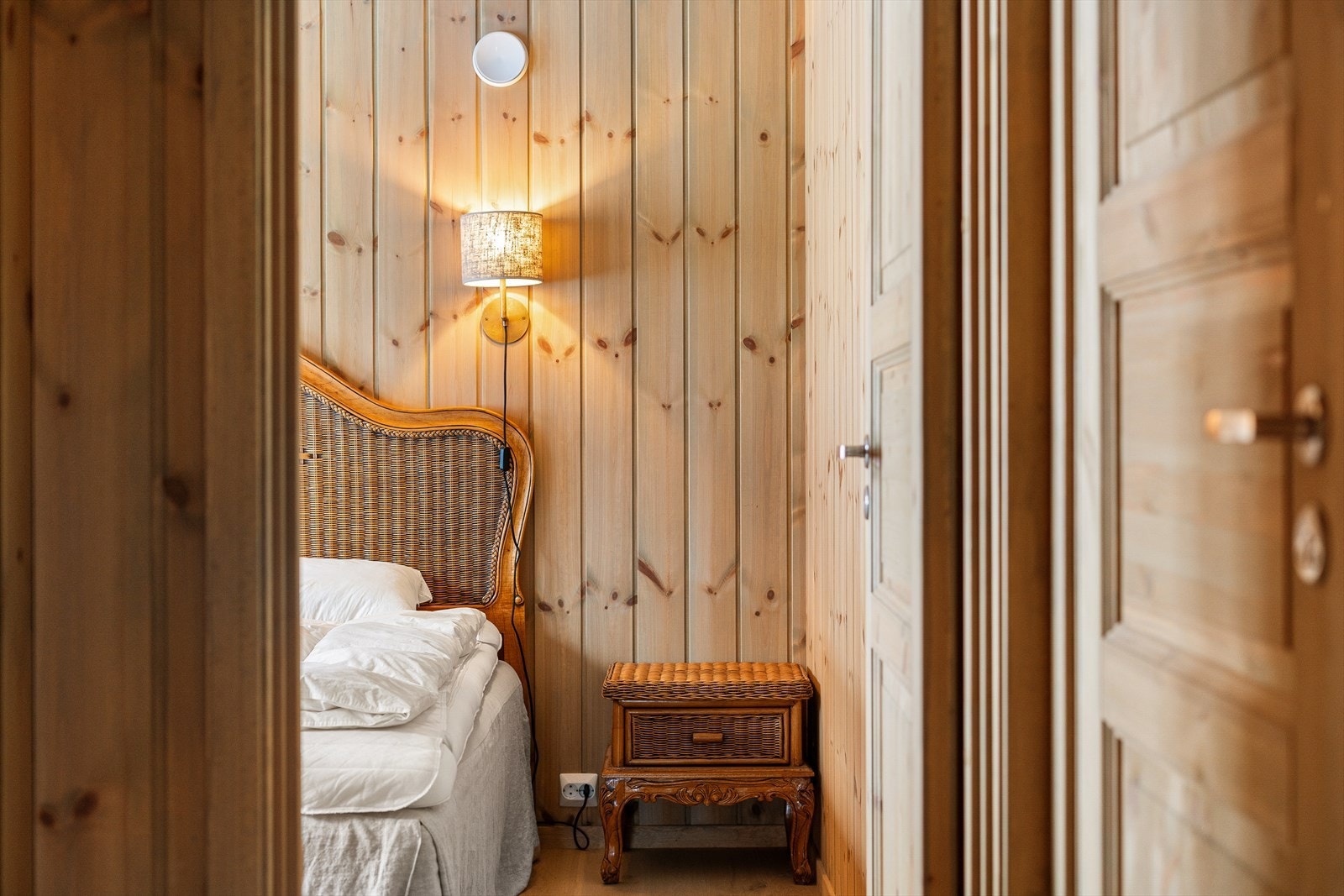 3 av 4 soverom i første etasje. Galleribilde