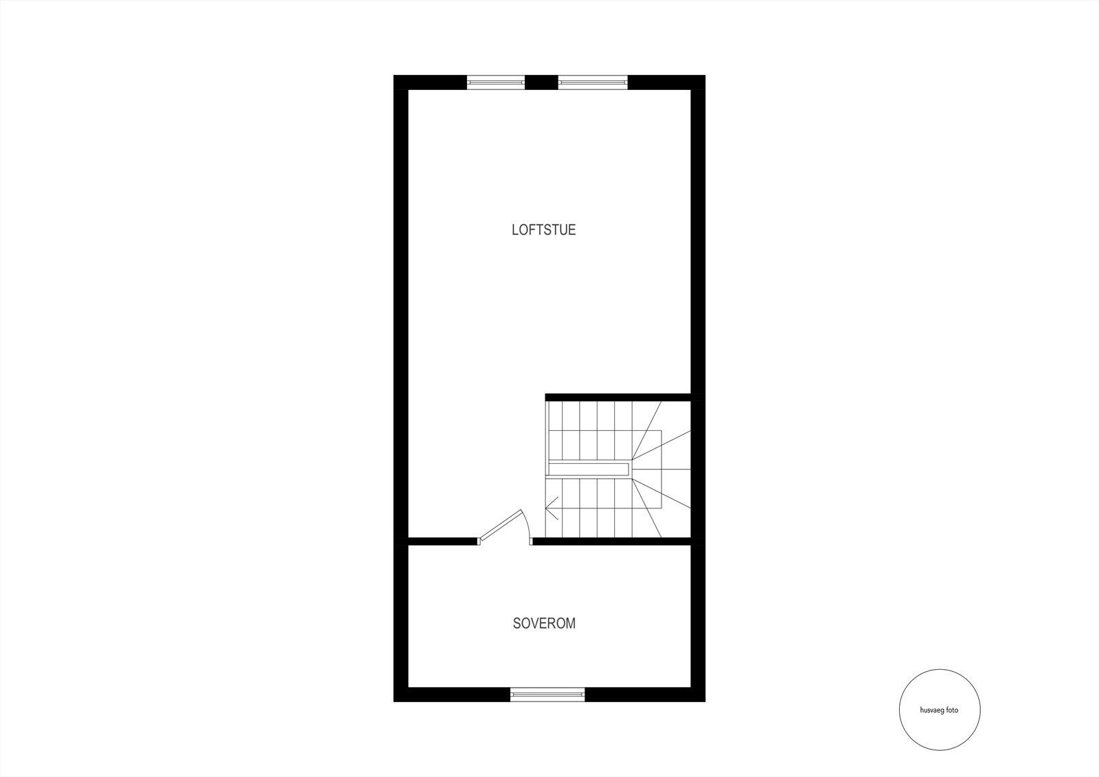 Ekstra stue og soverom oppe er perfekt for ungdommen eller gjester. Galleribilde