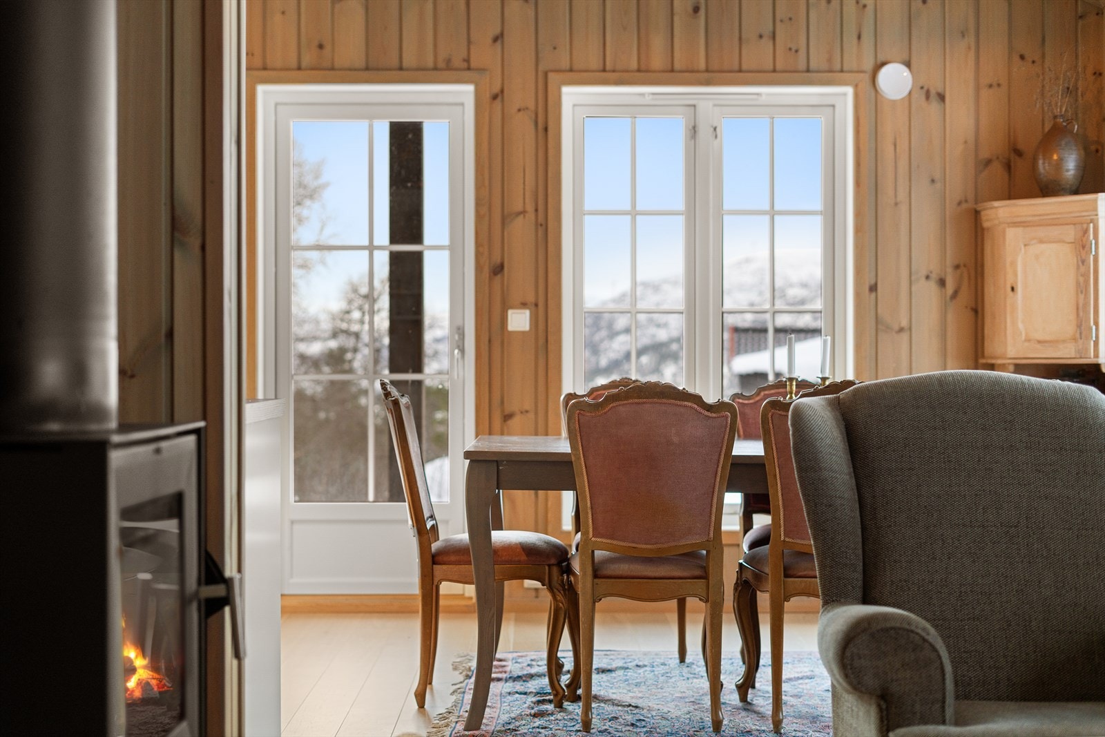 En hytte hvor kvalitetene bidrar til høy trivsel på fjellet. Galleribilde