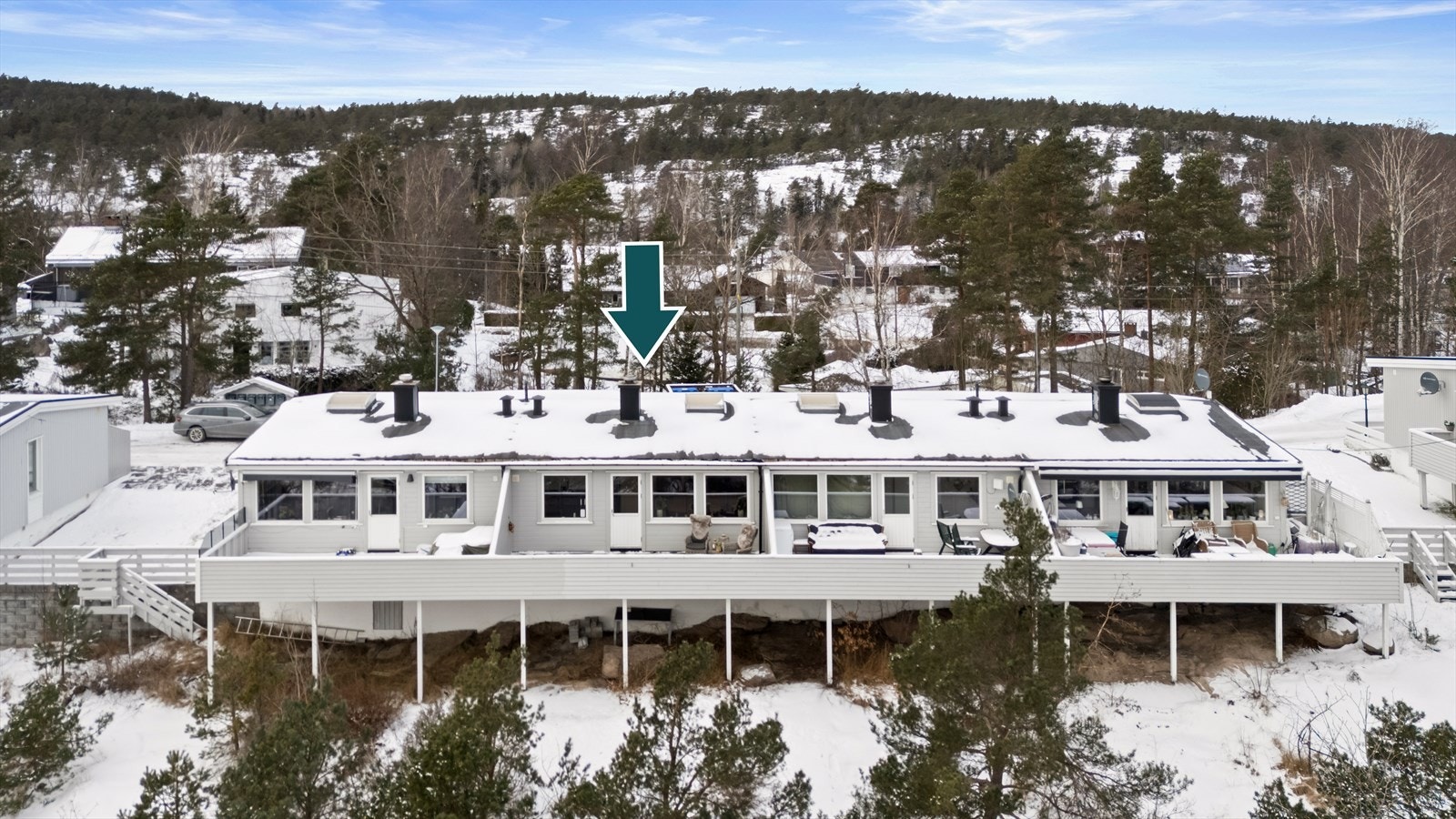 Velkommen til en pen 2-roms rekkehus i Brekkekroken 10B, presentert av Nvar G. Helan v/DNB Eiendom Fredrikstad. Galleribilde