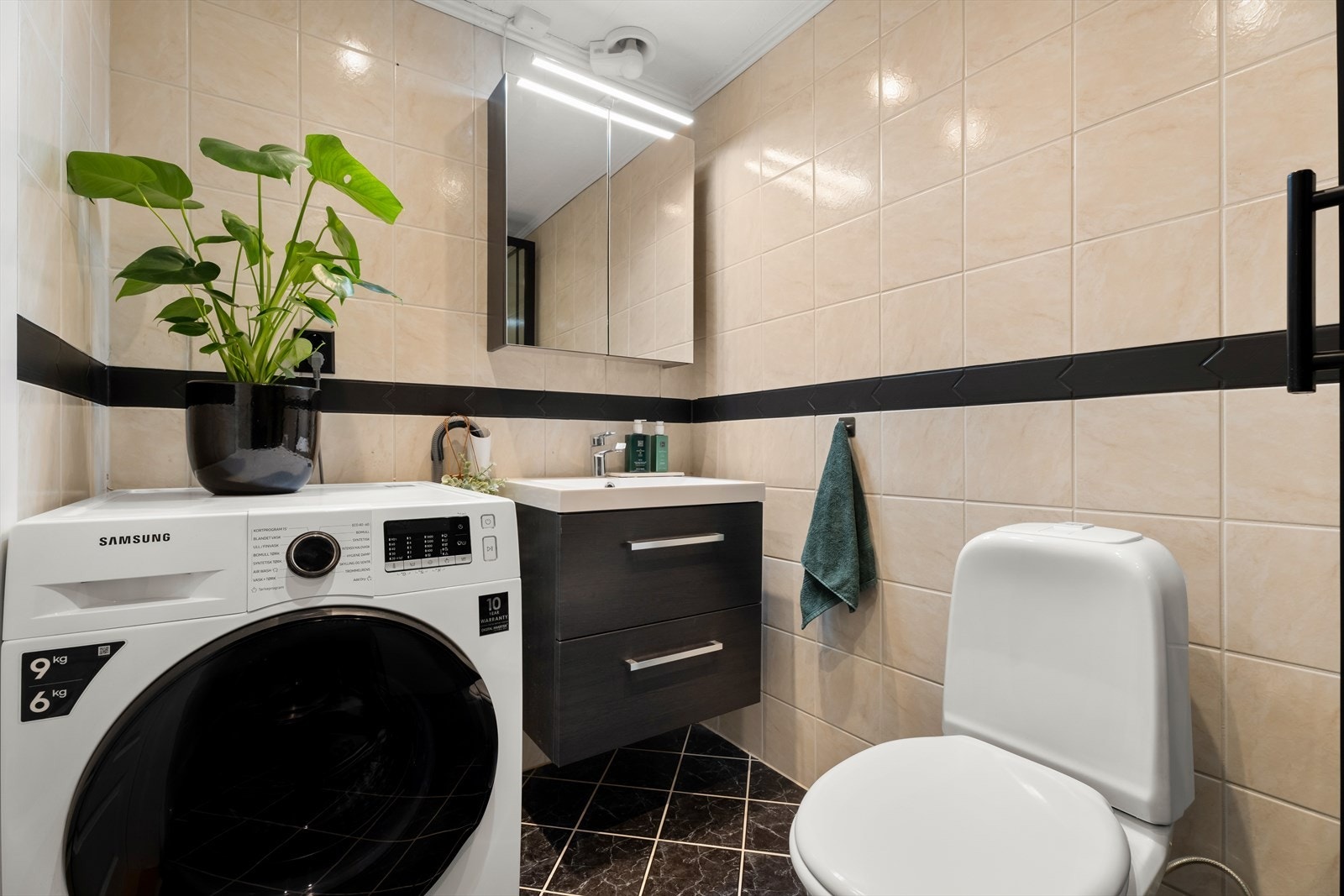 Det er opplegg for vaskemaskin. Galleribilde