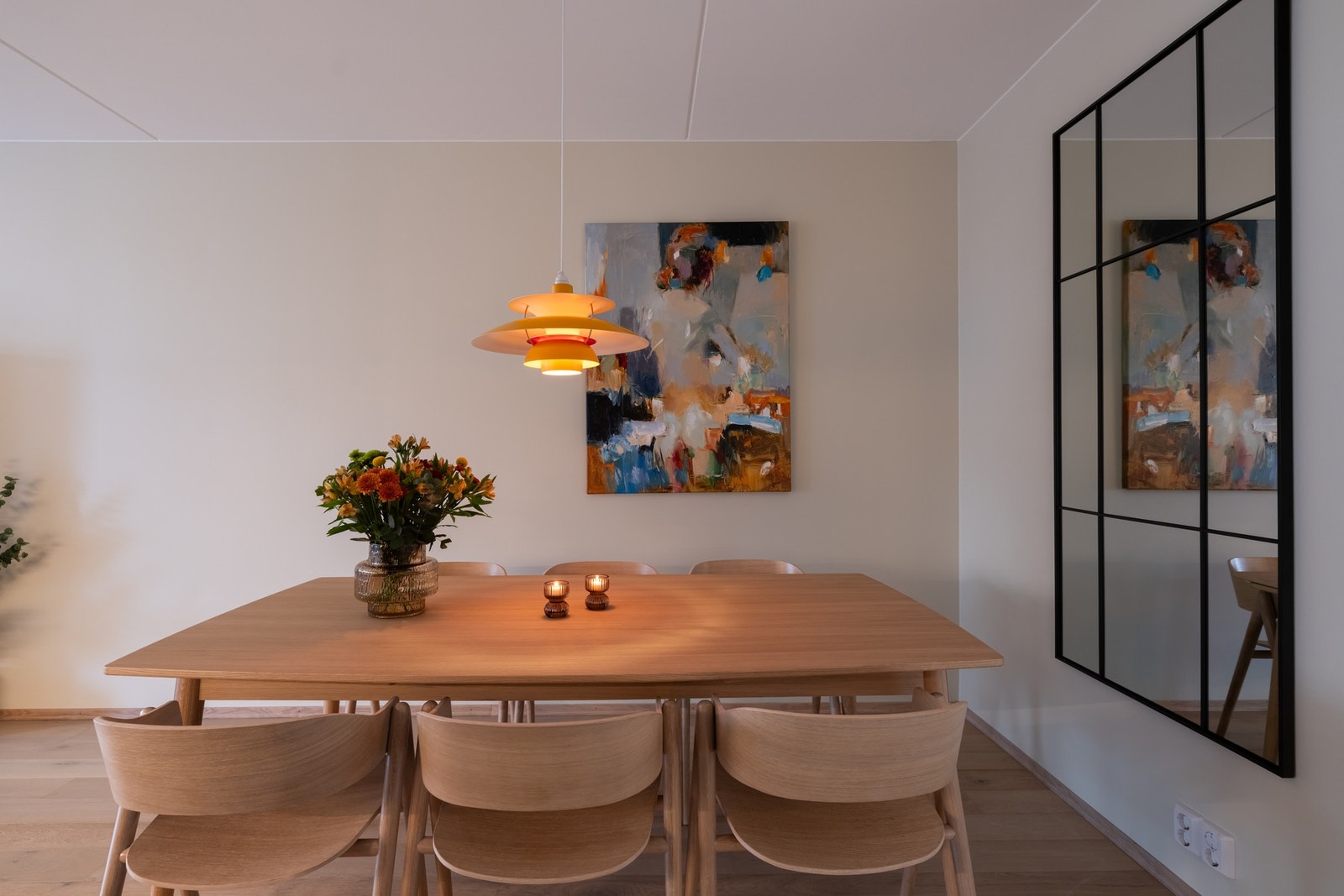 Har du noen spørsmål om boligen? Kontakt Jan Gunnar Grunden på 988 09 826/
jgg@eie.no. Galleribilde