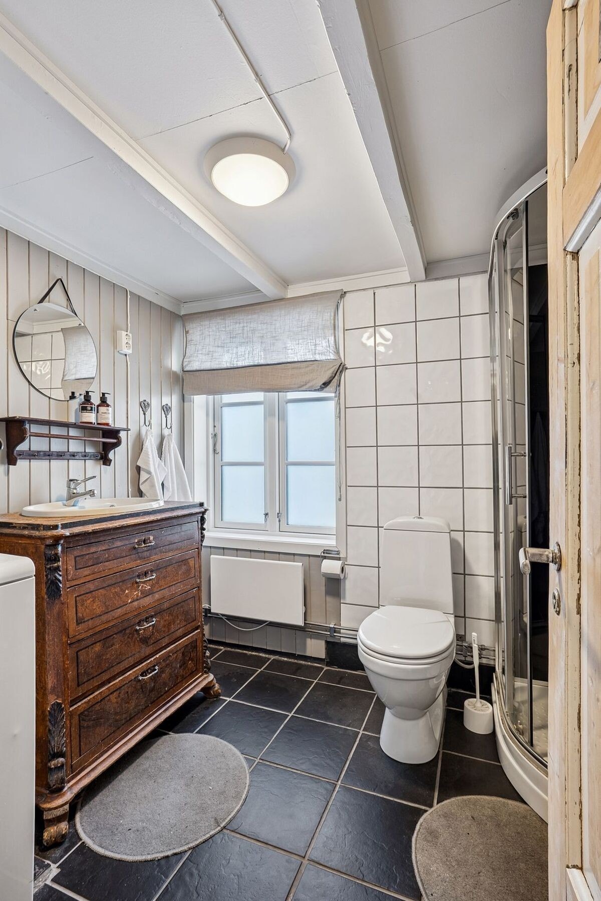 Bad i anneks Galleribilde