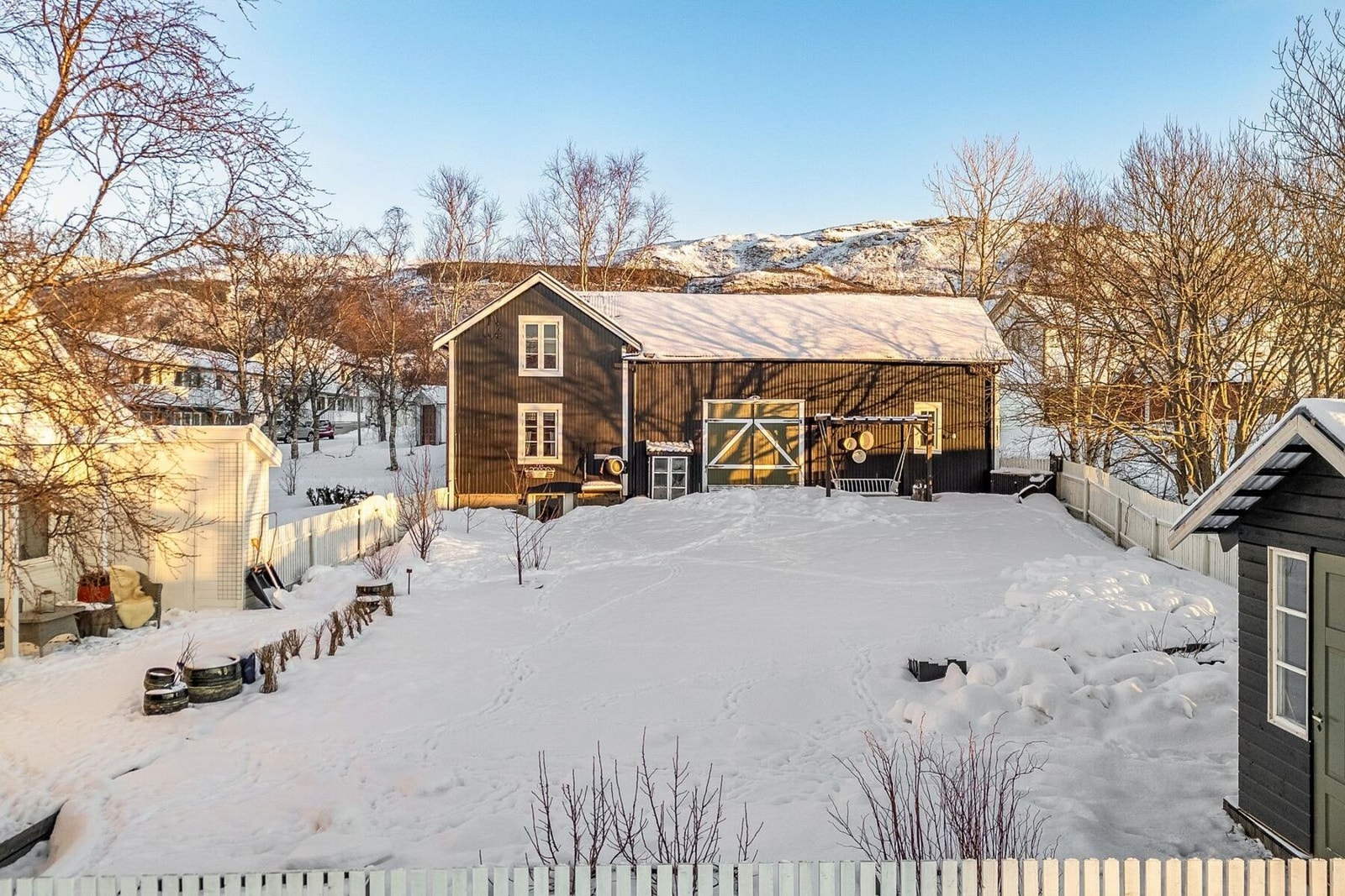 Her er annekset med "låven" Galleribilde