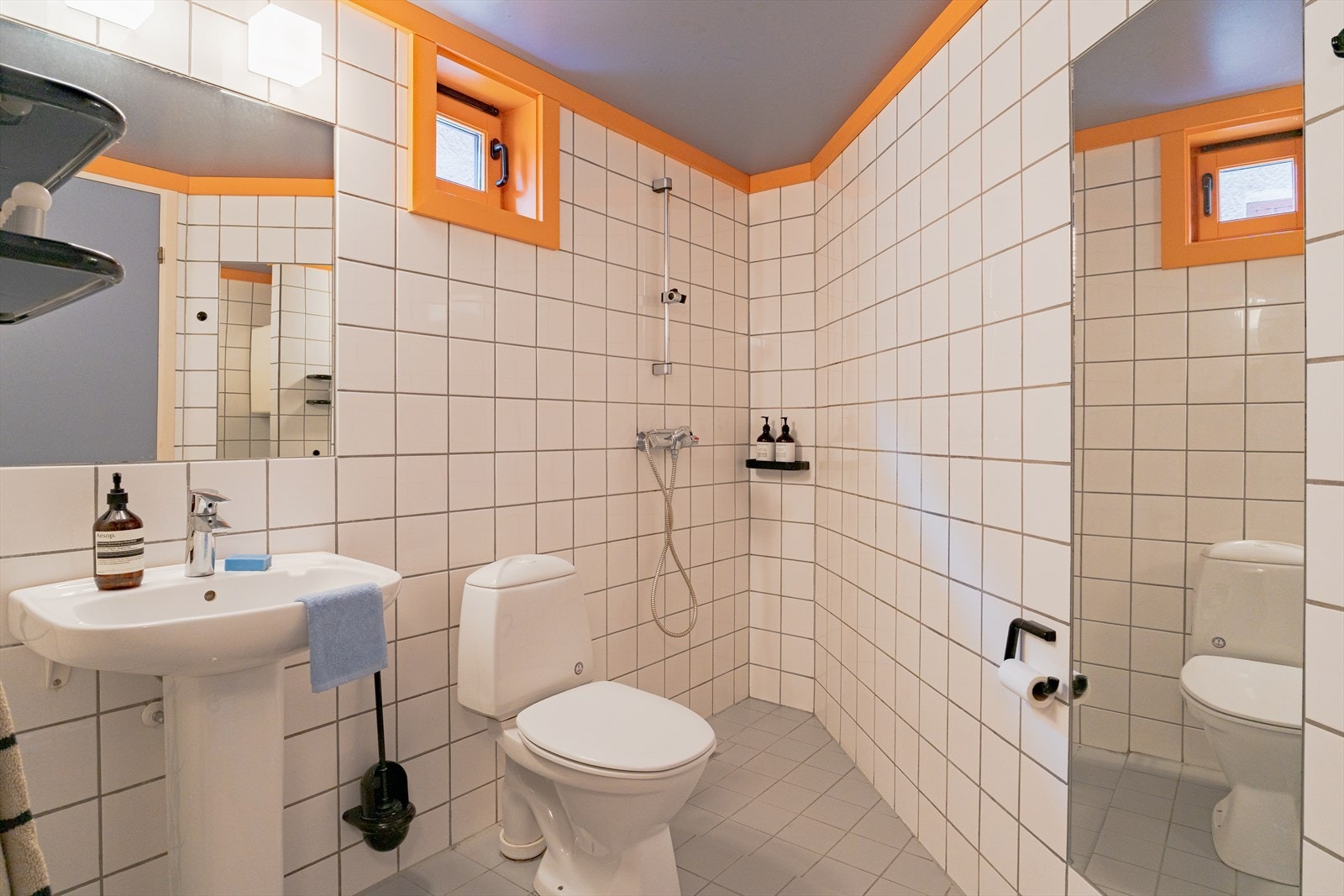 Bad 1. etasje Galleribilde