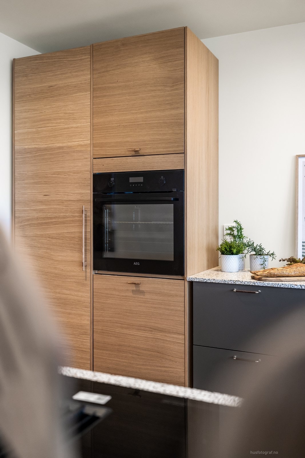 Alle hvitevarer er helintegrerte og ubrukte, fra kvalitetsleverandøren AEG. Galleribilde