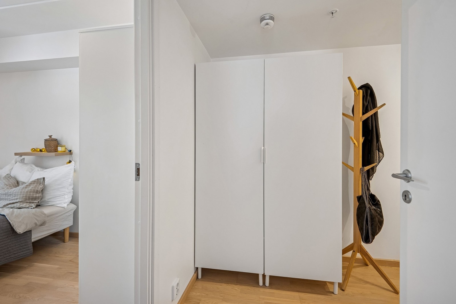 Soverom 1 og èntre Galleribilde