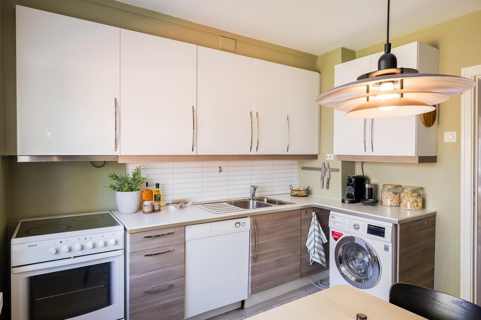 Kjøkkeninnredningen er fra 2013. Galleribilde