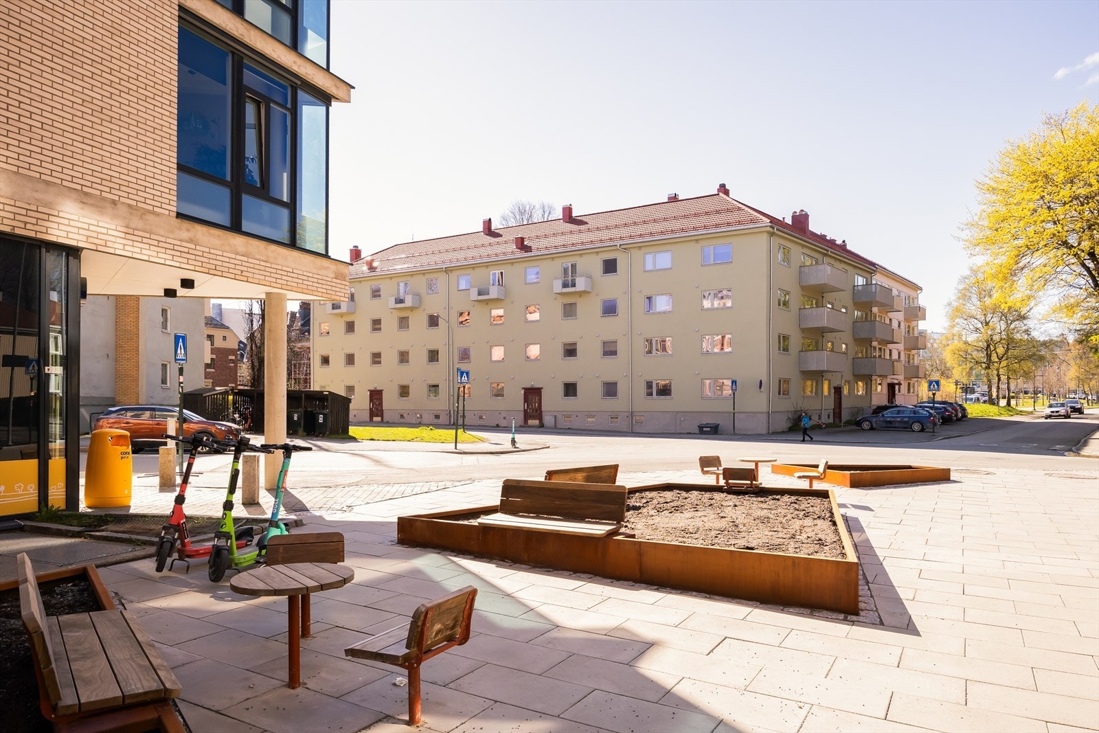 Rett over veien fra leiligheten ligger coop prix. Galleribilde