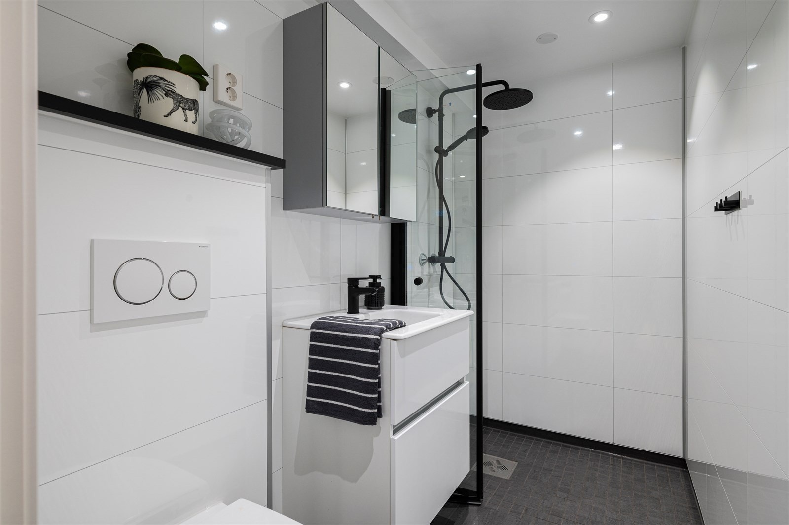 Badet har også fått oppgraderinger i 2025/2026. Badet har fått tildelt tilstandsgrad 0 av takstmann. Galleribilde