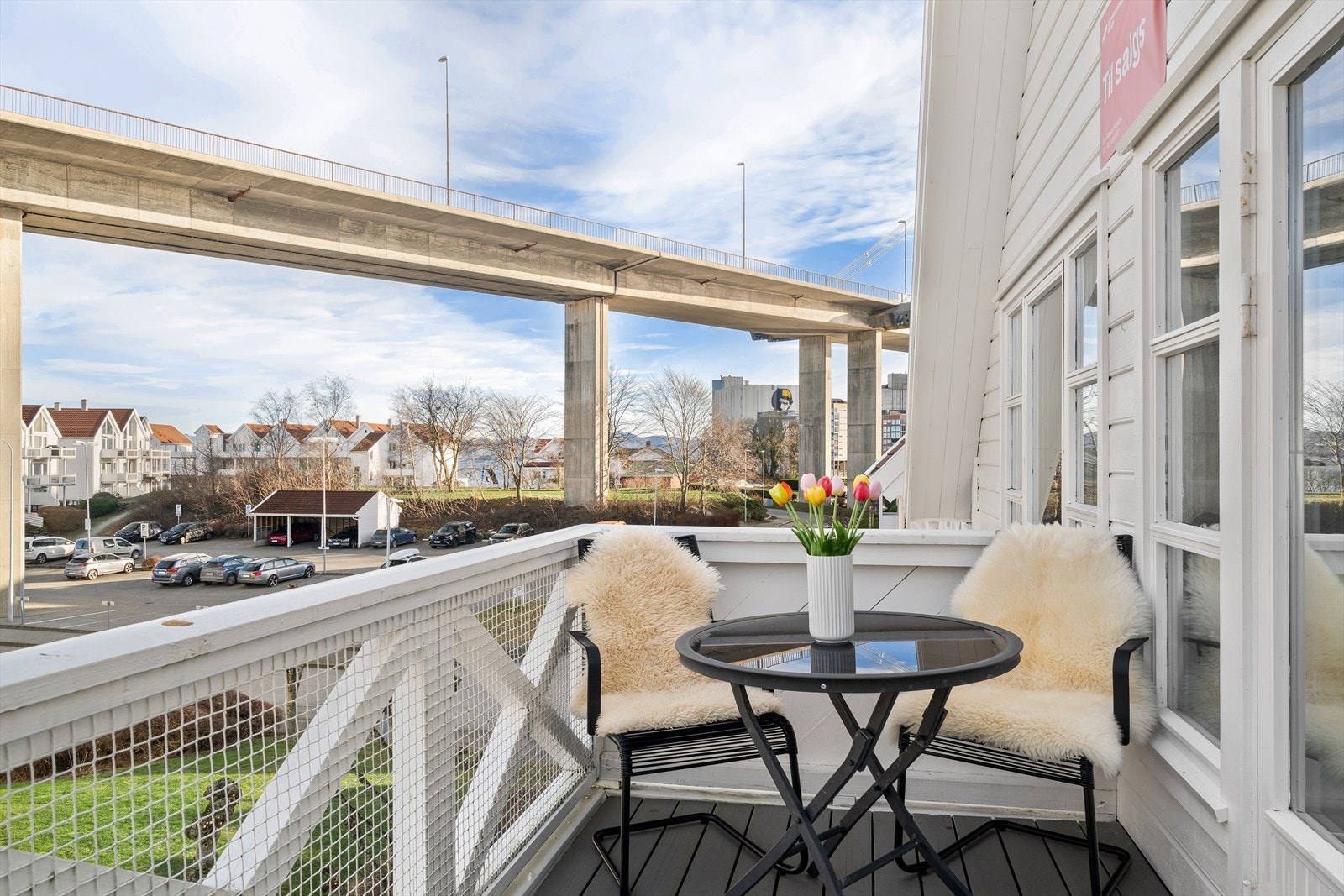 Boligen har to balkonger, som gir flere attraktive uteplasser og svært gode solforhold. Galleribilde