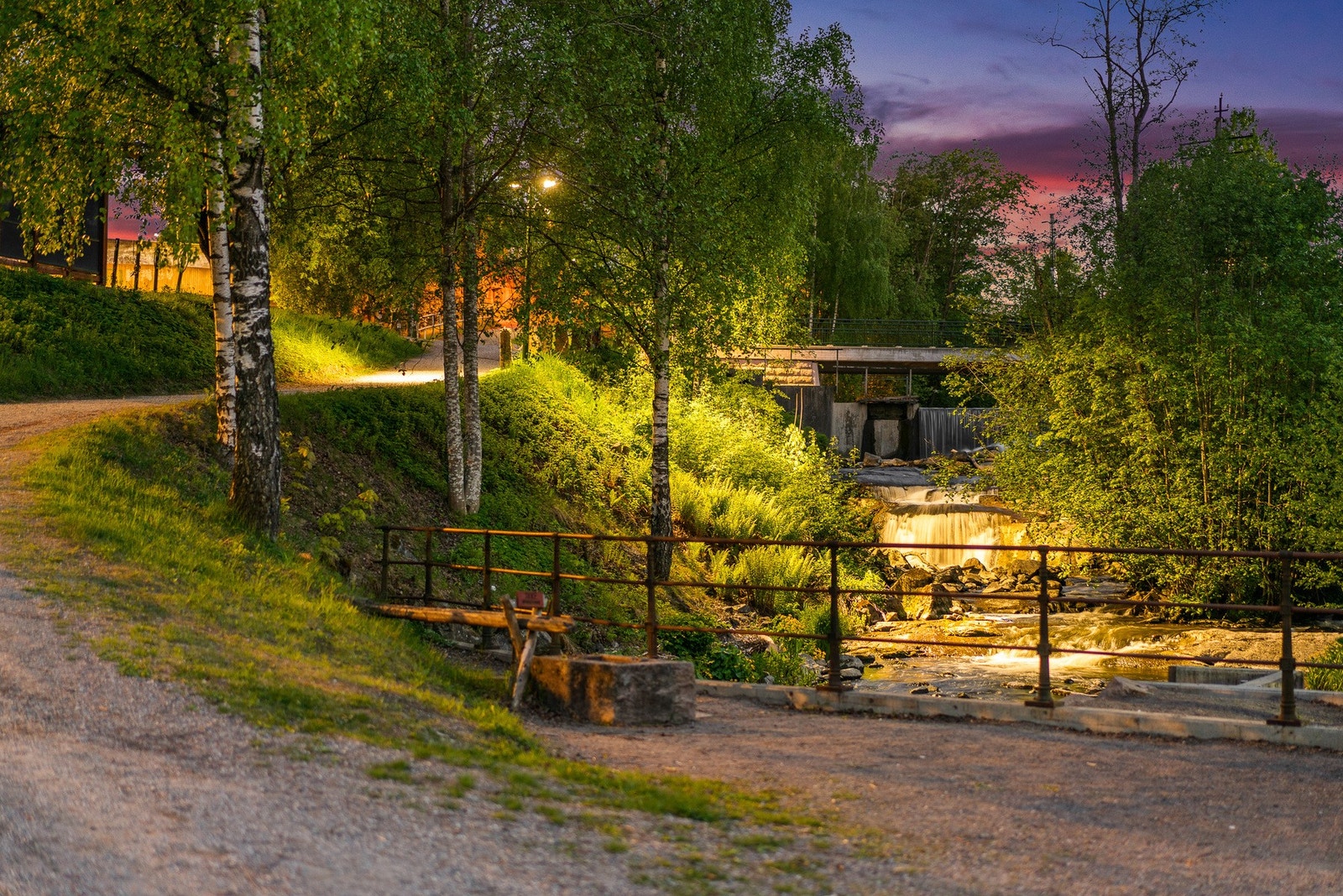 Flotte turområder, sommer som vinter i nærområdet. Her ved Sagelva Galleribilde