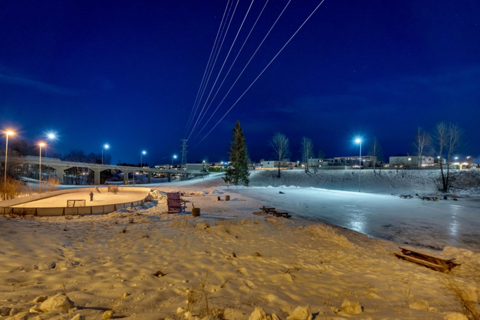 Skøytebane finnes i området på Skjetten Galleribilde