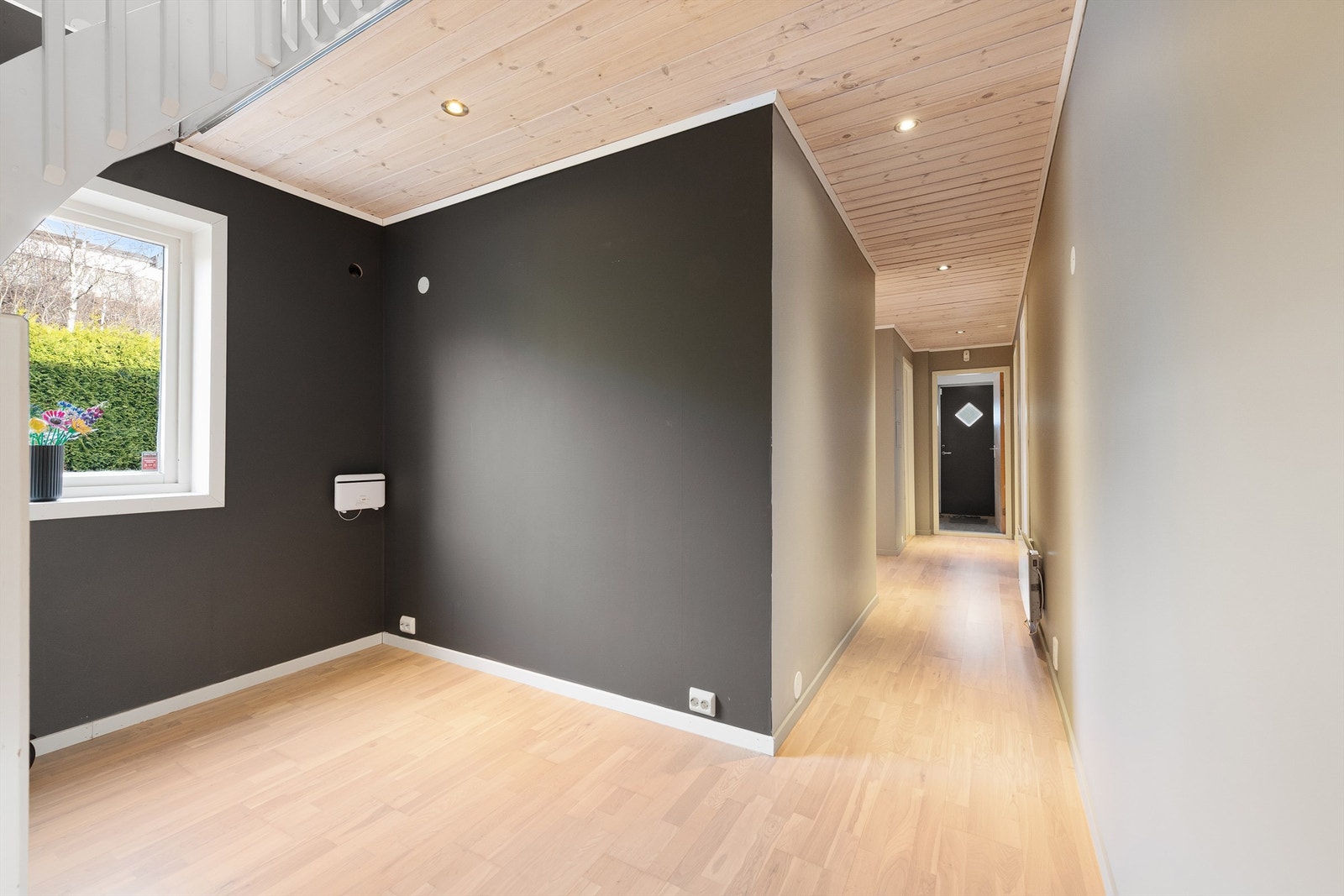 Gang/trapperom i underetasjen Galleribilde