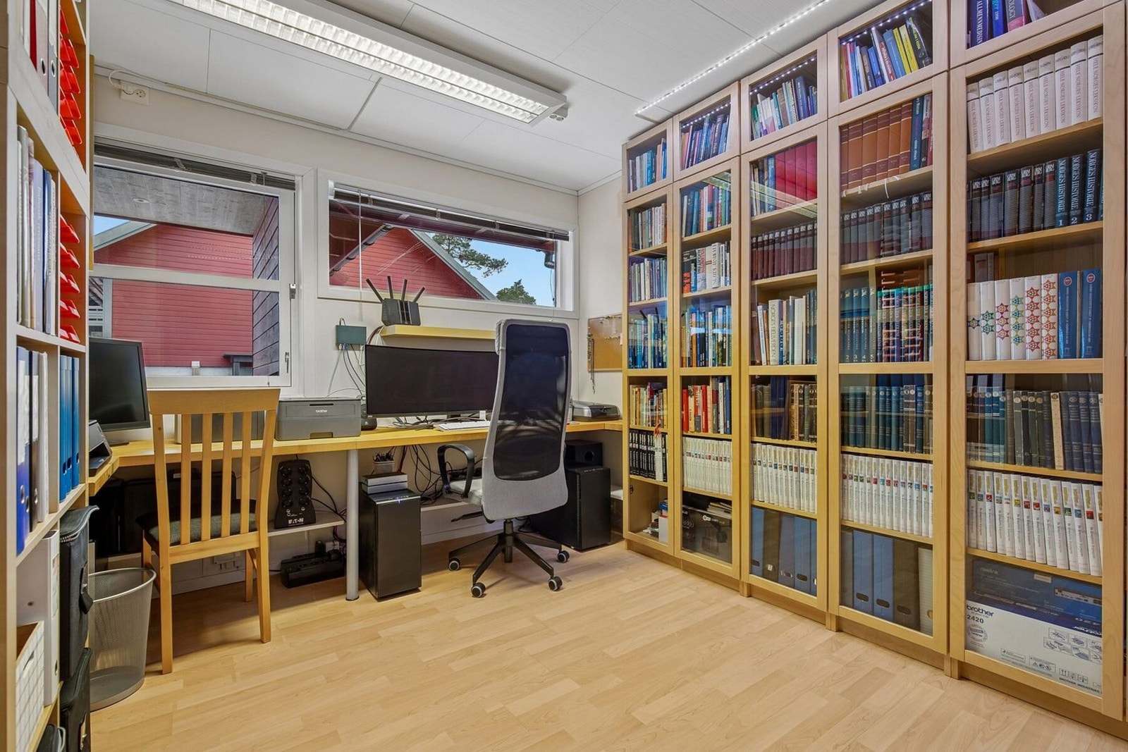 Soverom på 12 kvadratmeter som er benyttet som kontor av dagens eier. Galleribilde